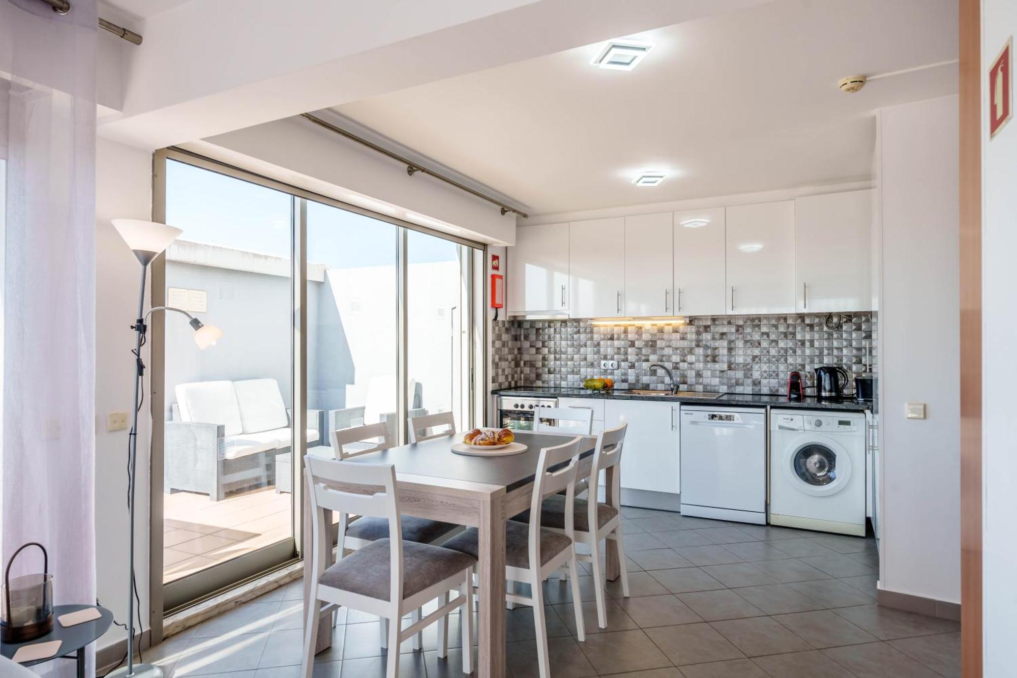 Breathtaking Coral Ocean View Apartment At Oa Portimão Esterno foto